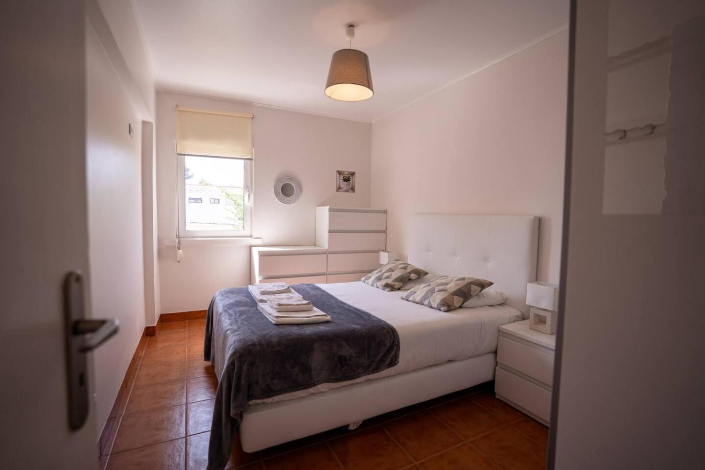 Cozy And Quiet 3-bedroom Flat Appartement Lissabon